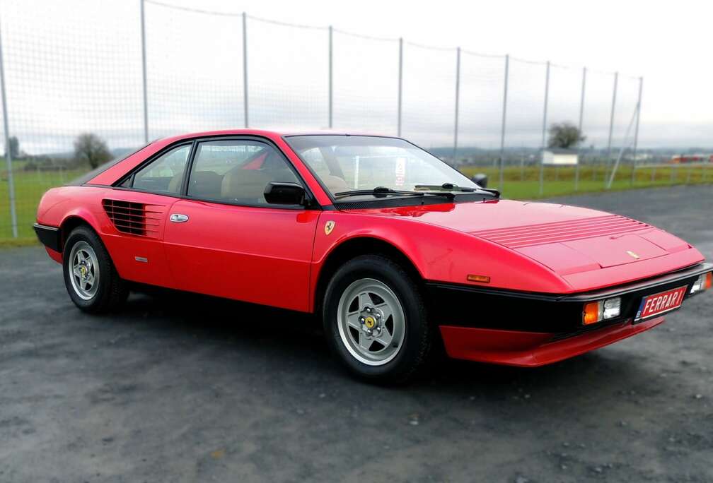 Ferrari 8