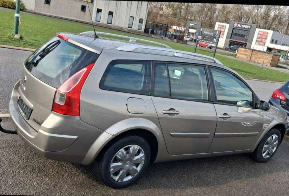 Renault break SW 1.5 dCi &à( cv Extrême airco att rem