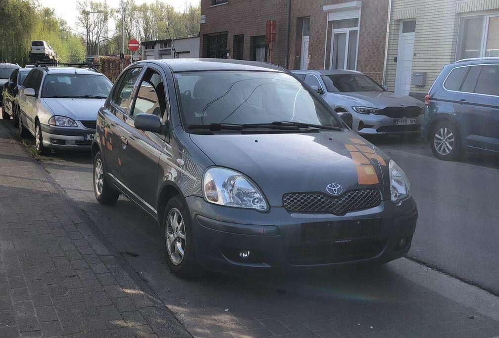 Toyota 1.0i 16v Linea Sol