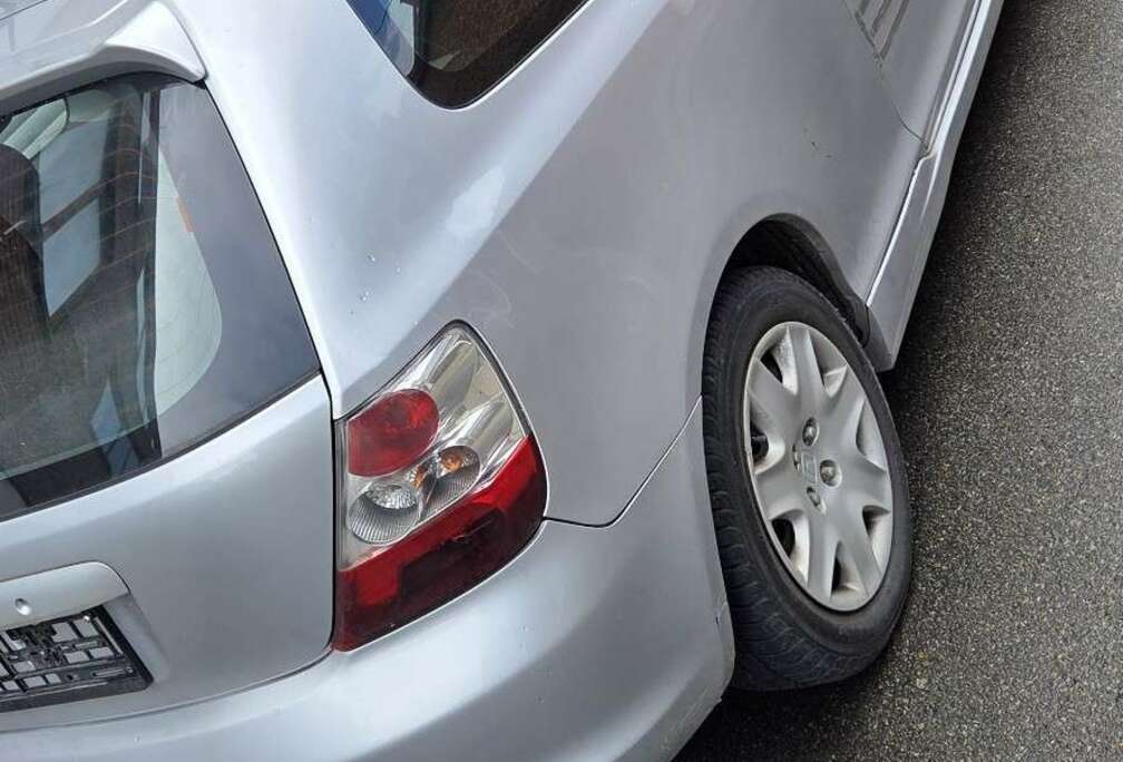 Honda 1.4i 16v LS