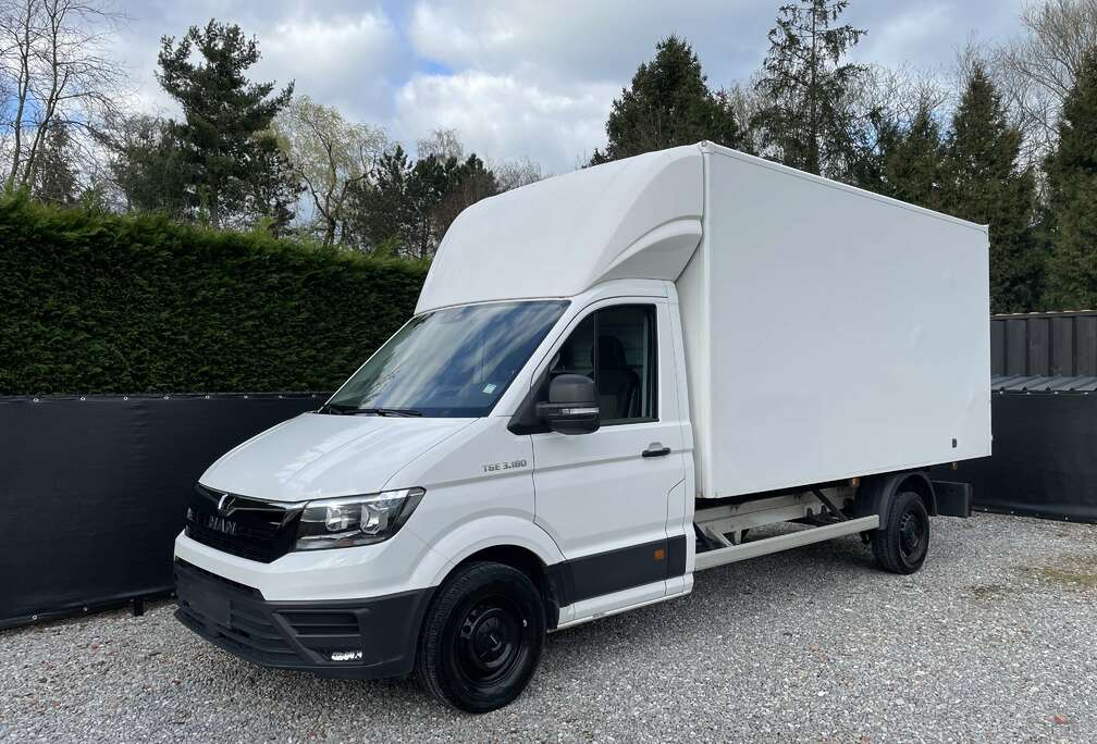 3.180 * nieuwe motor -lees beschrijving voor 15k vernieuwd - Leder-airco-trekhaak-camera-