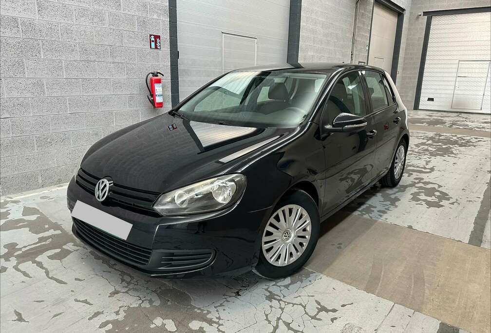 Volkswagen Golf 1.6 CR TDi BlueMotion DPF