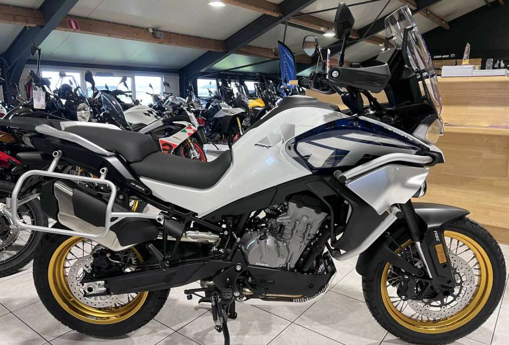 EXPLORER GT