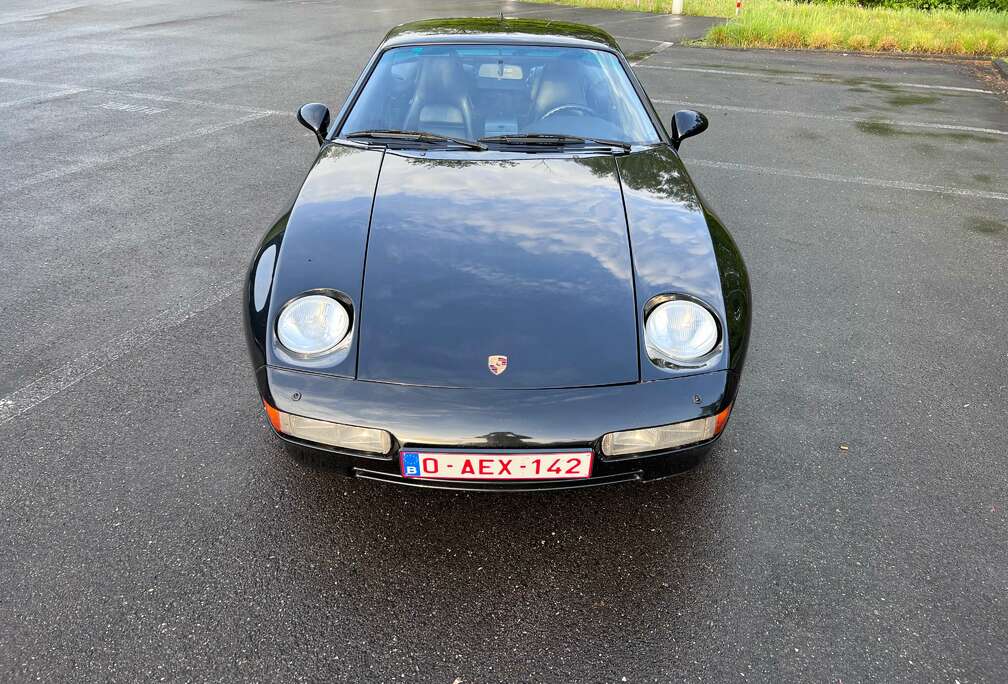 Porsche 928 GTS