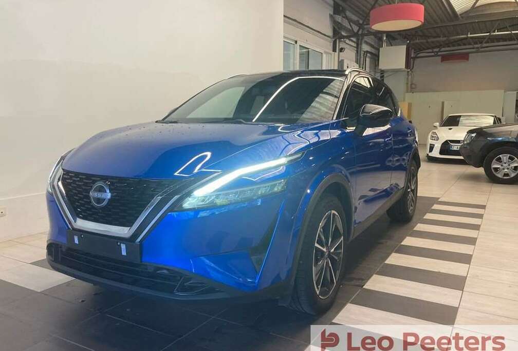 Nissan TEKNA Mild Hybrid 6MT