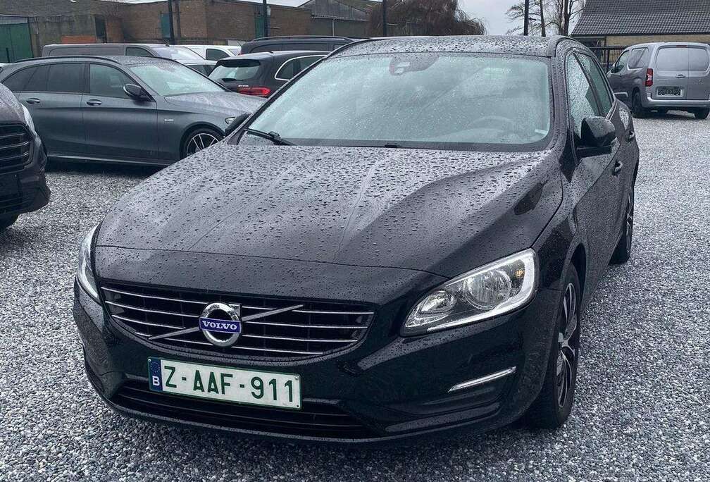 Volvo V60 D2 Linje Svart