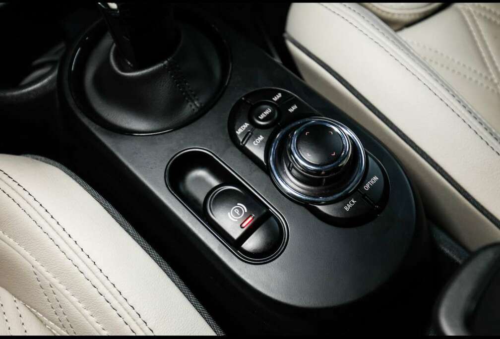 MINI 3-TRER AUTOCARPLAYHUDKAMVOLLLEDER