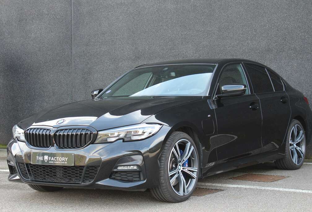 BMW e - M Pack - M Sportstoel - Leder - Keyless - HiFi