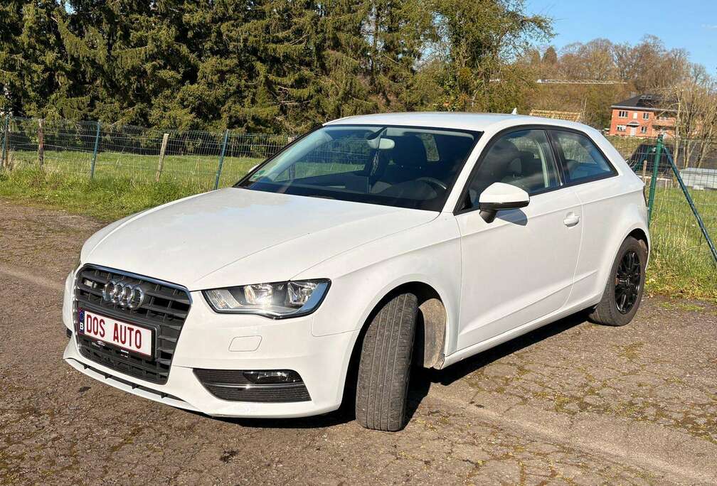 Audi A3 1.6 TDi Attraction GARANTIE 1 AN