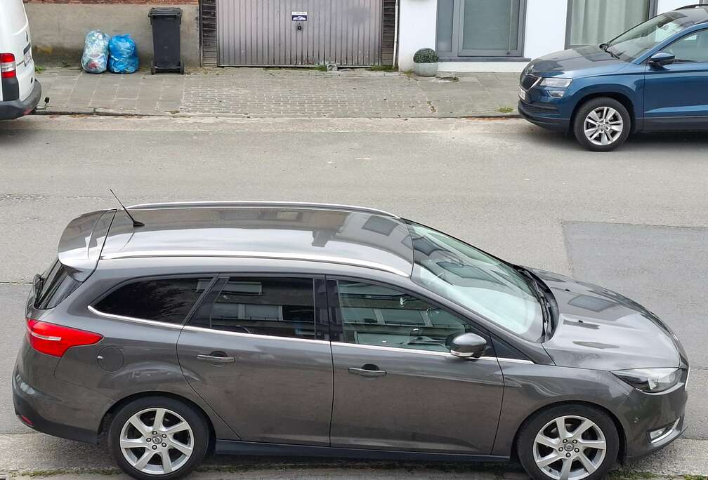 Ford Focus 1.5 TDCi Titanium PowerShift