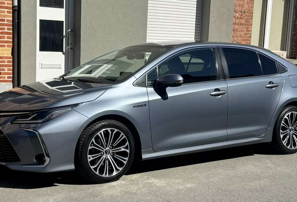 Toyota Toyota Corolla Hybrid PREMIUM 2020 Full Option