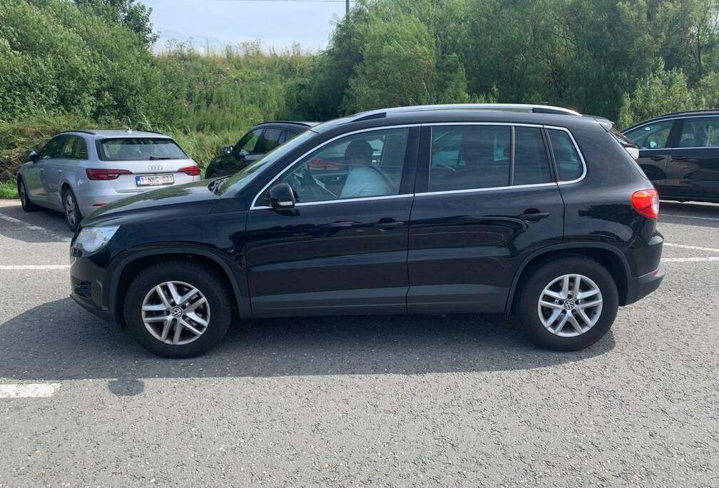 Volkswagen Tiguan 2.0 TDI 110pk 2011 zwart