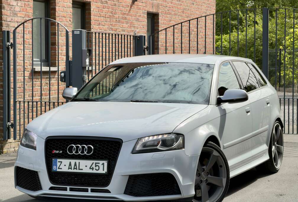 Audi Sportback 2.5 TFSI Quattro S tronic Exclusive Grey Suzuka Navi Xénon Clim Auto Cruise BOSE Full Carnet Belgian Car