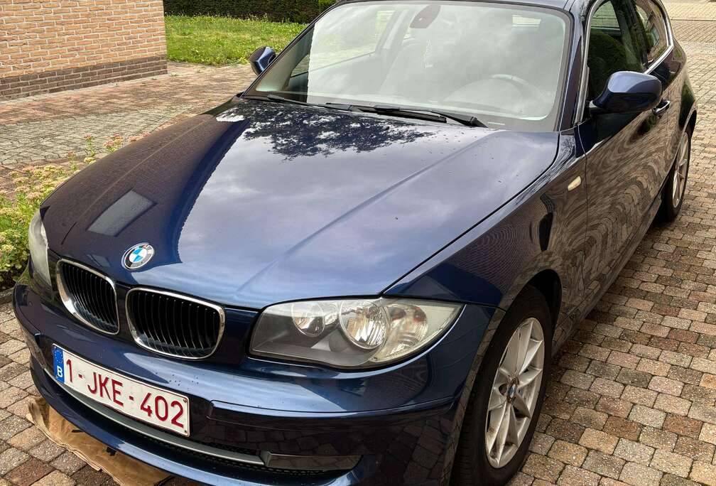 BMW 118iA