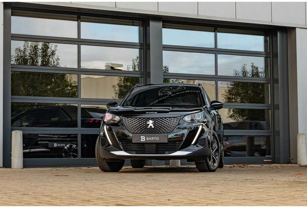 Peugeot 1.2 Benz. AT - Allure - Navi - Airco - Cruise cont