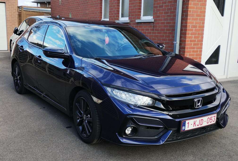 Honda Civic 1.0 i-VTEC Elegance (EU6.2)