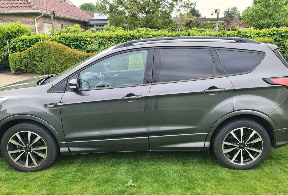 Ford Kuga 1.5 EcoBoost FWD ST Line (EU6.2)