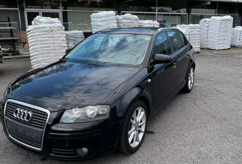 Audi 1.6i FSI Ambition Luxe