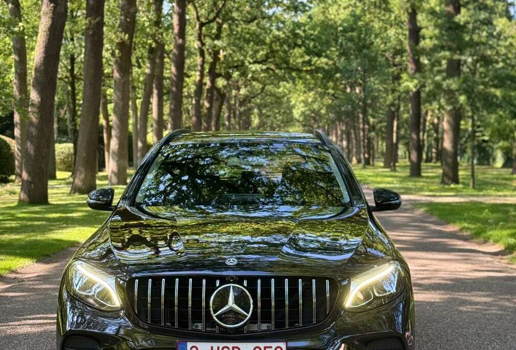 Mercedes-Benz e 4Matic 7G-TRONIC AMG Line