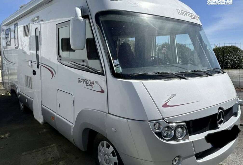 Caravans-Wohnm Voici un intégral du célèbre constructeur Rapido,