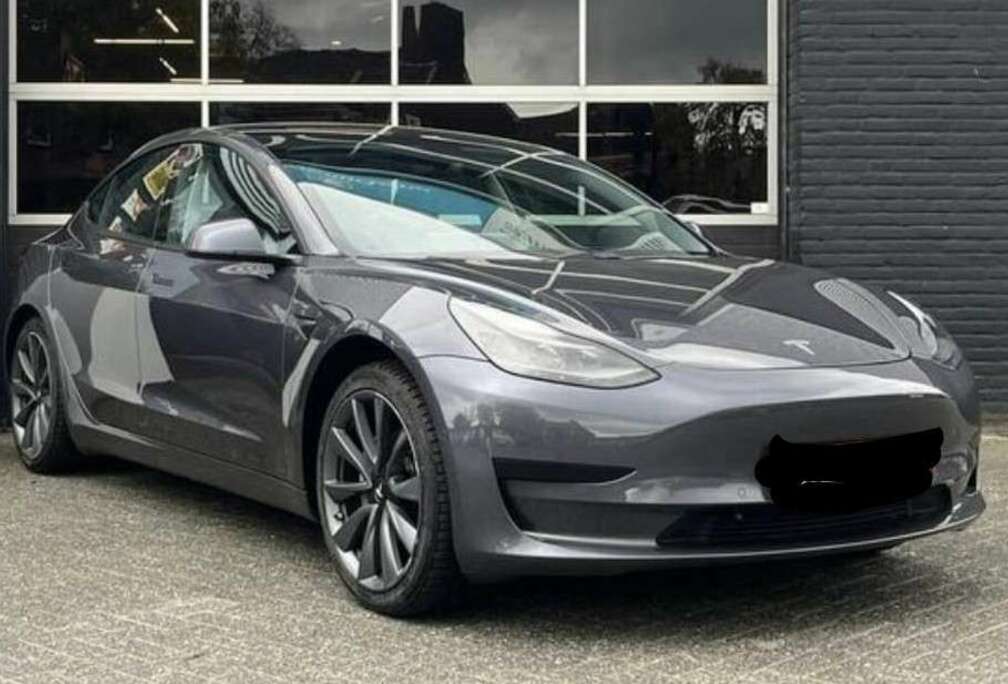 Tesla Standard Range RWD plus