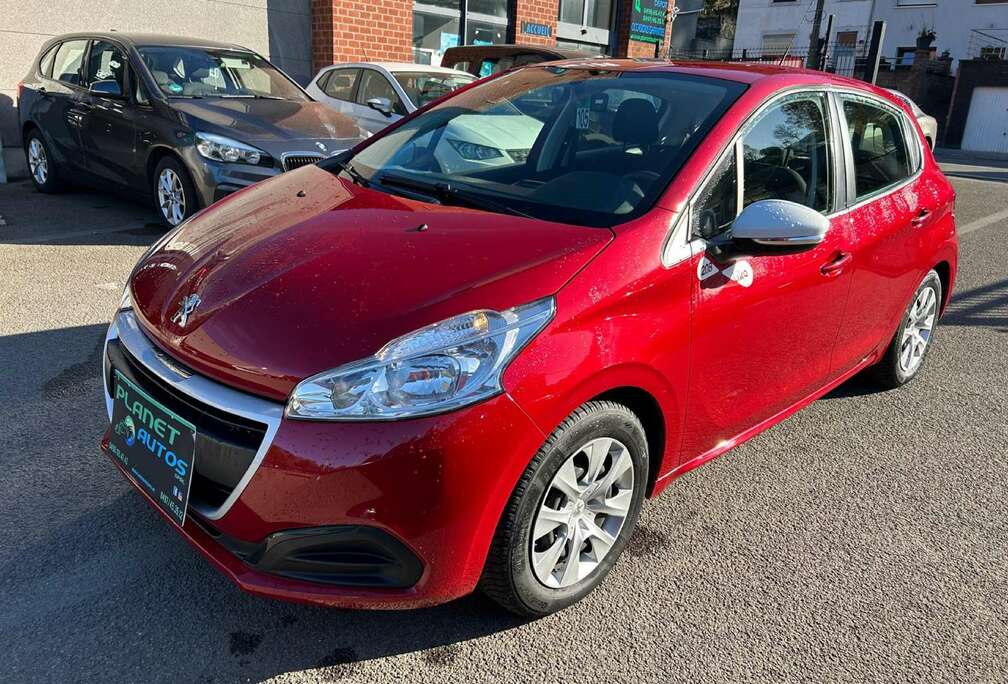 Peugeot 1.2i PureTech Like 5 PORTES GARANTIE 12 MOIS