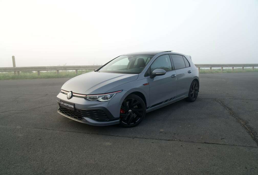 Volkswagen 8  CLUBSPORT  PANO  IQ LIGHTS  HARMAN/KARDON  FULL