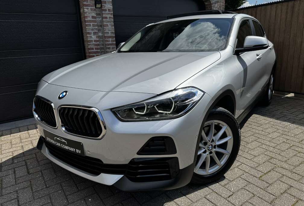 BMW  FULL LED  PANO  SCHUIF/KANTEL DAK  NAVI  PDC