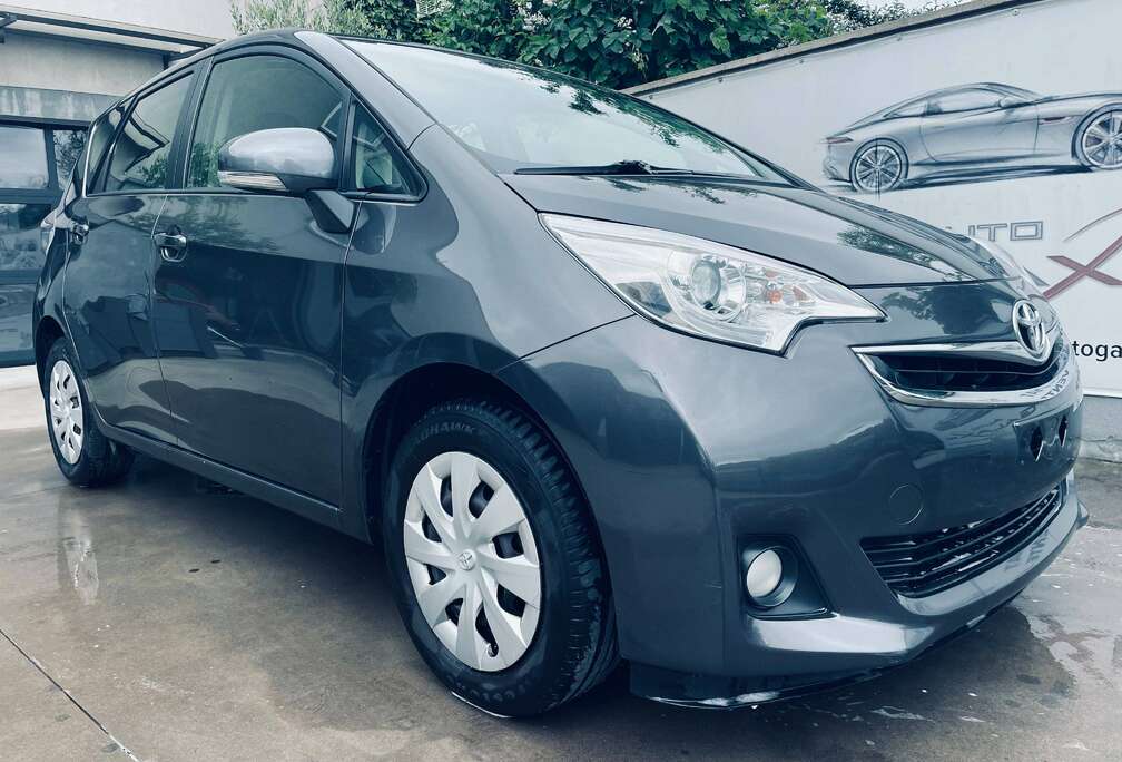 Toyota Verso S 1.33 VVT-i Lounge Gps Clim 1er Proprietaire