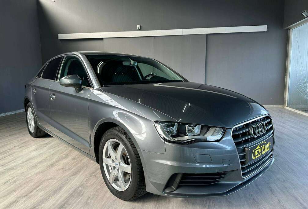 Audi A3 Limousine 1.6 TDi Ambiente*1Jaar Garantie