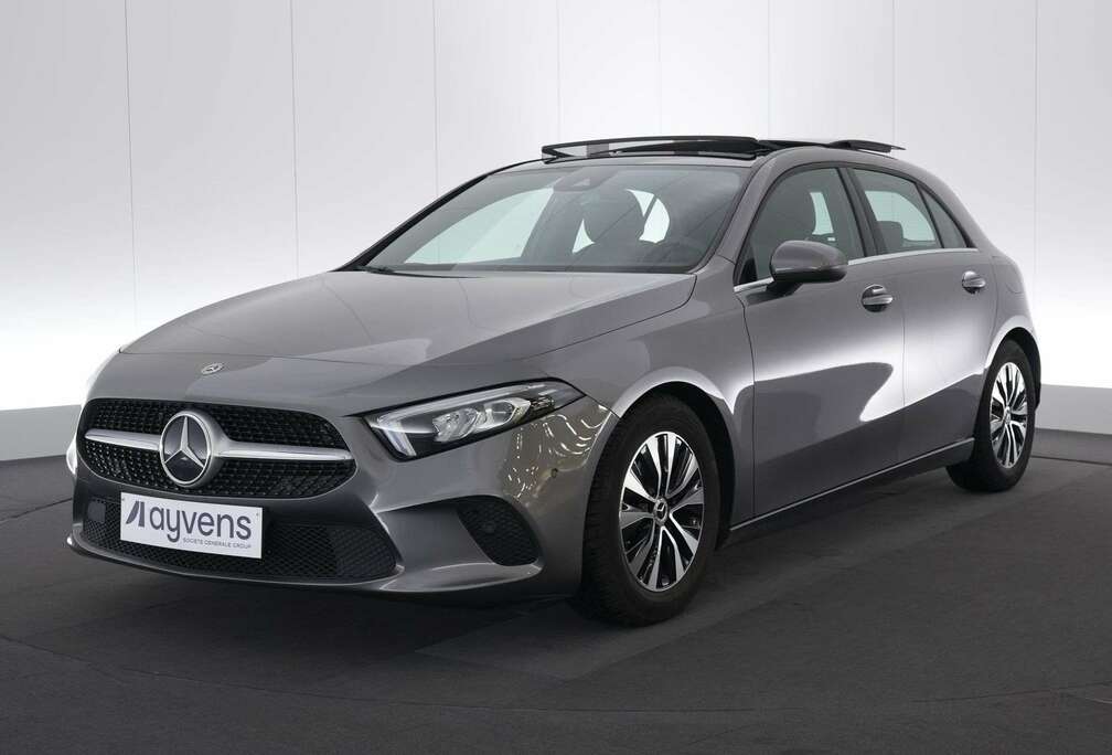 Mercedes-Benz 180d Business Solution LEDER/STOF LED GPS PDC CAM