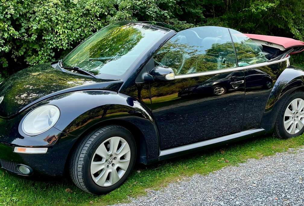 Volkswagen New Beetle Cabrio 1.9 TDi