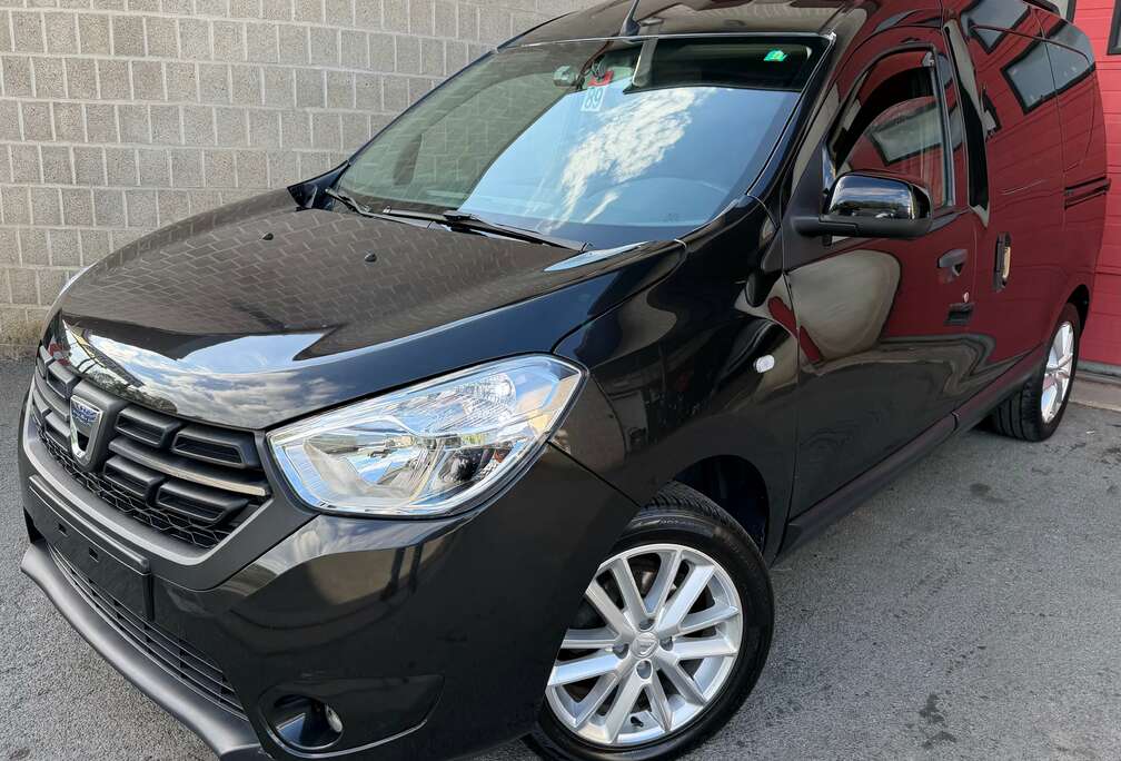 Dacia 1.5 Blue dCi Comfort (8.223 € HTVA) CAMÉRA + CLIM