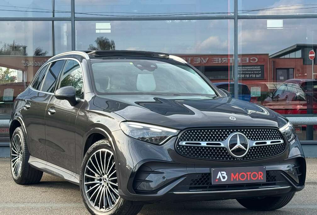 Mercedes-Benz GLC 200 4-MATIC 204cv AMG Luxury Line TOIT PANO CAMERA 360 FULL OPTION 1ER PROPRIETAIRE