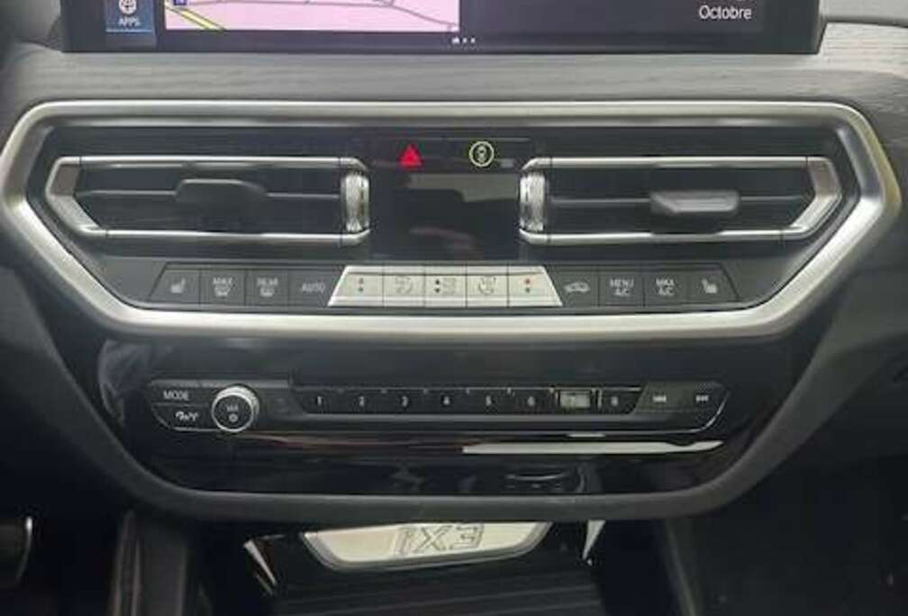 BMW iX3 Impressive Dark Shadow M pakket