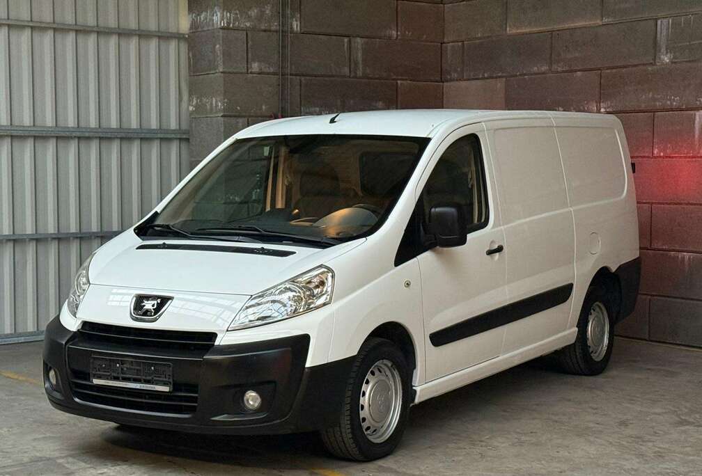 Peugeot FOURGON TOLE 229 L2H2 2.0 HDI 125 FAP CONFORT