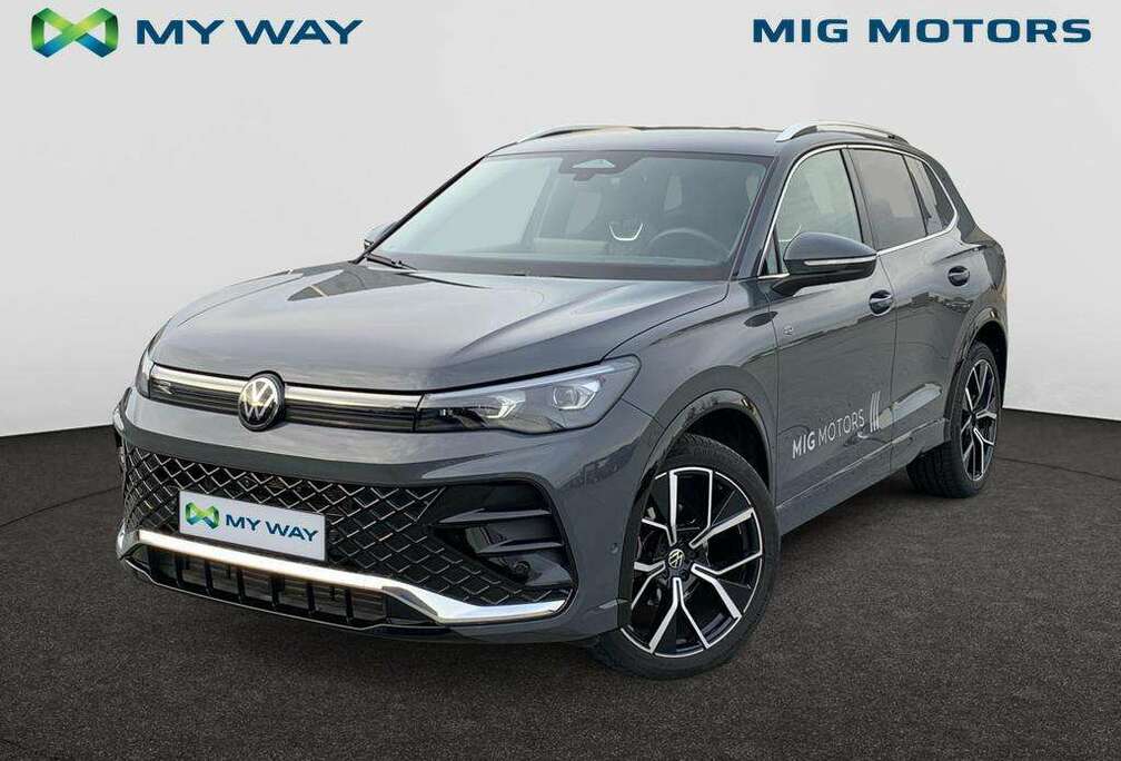 Volkswagen R-Line 1.5 TSI (150pk) AUTOMAAT /// Wegklapbare Trekhaak /// 360 Camera /// Elektrische koffer ///