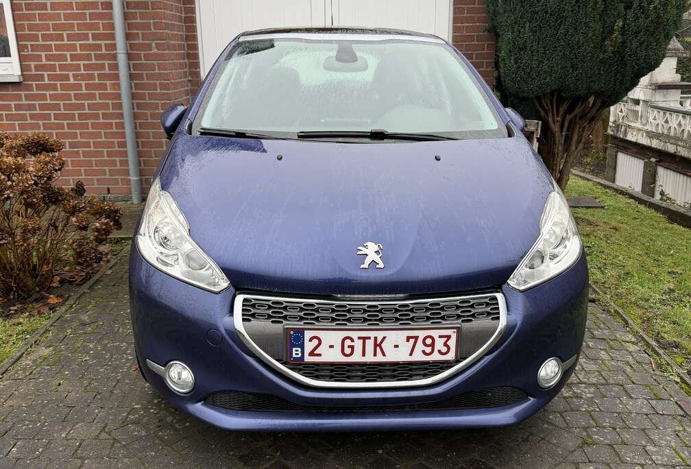Peugeot 1.2i Allure