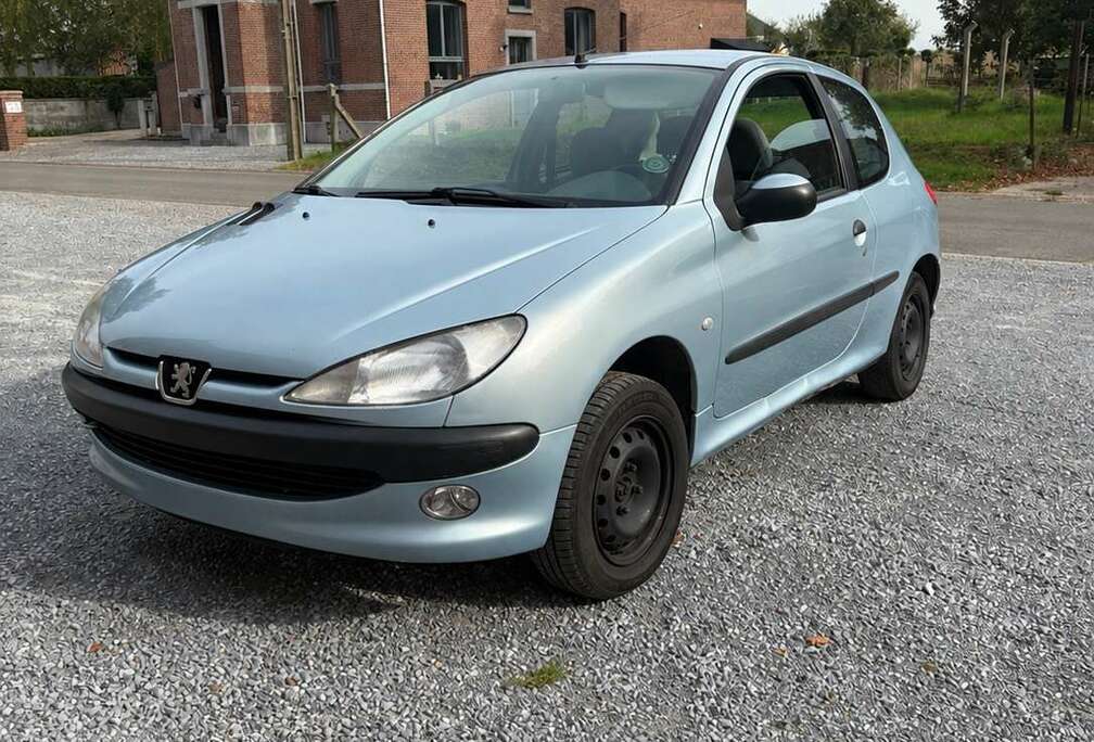 Peugeot 1.9 D XT