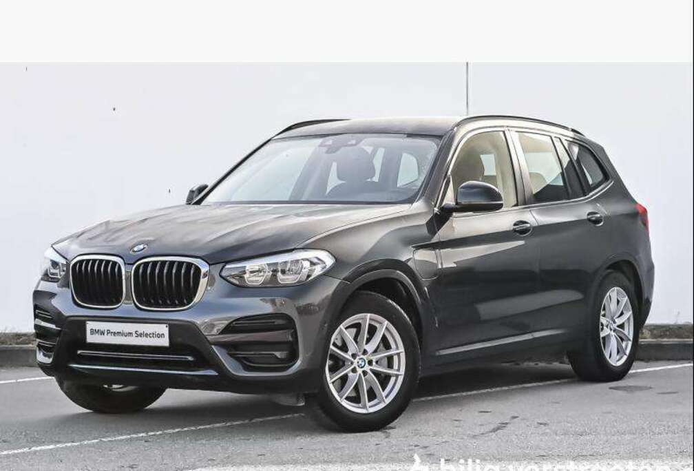 BMW xDrive30e