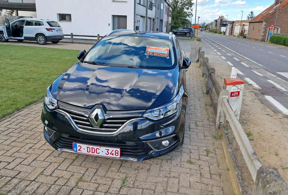 Renault GRANDTOUR 140 EDC BOSE EDITION