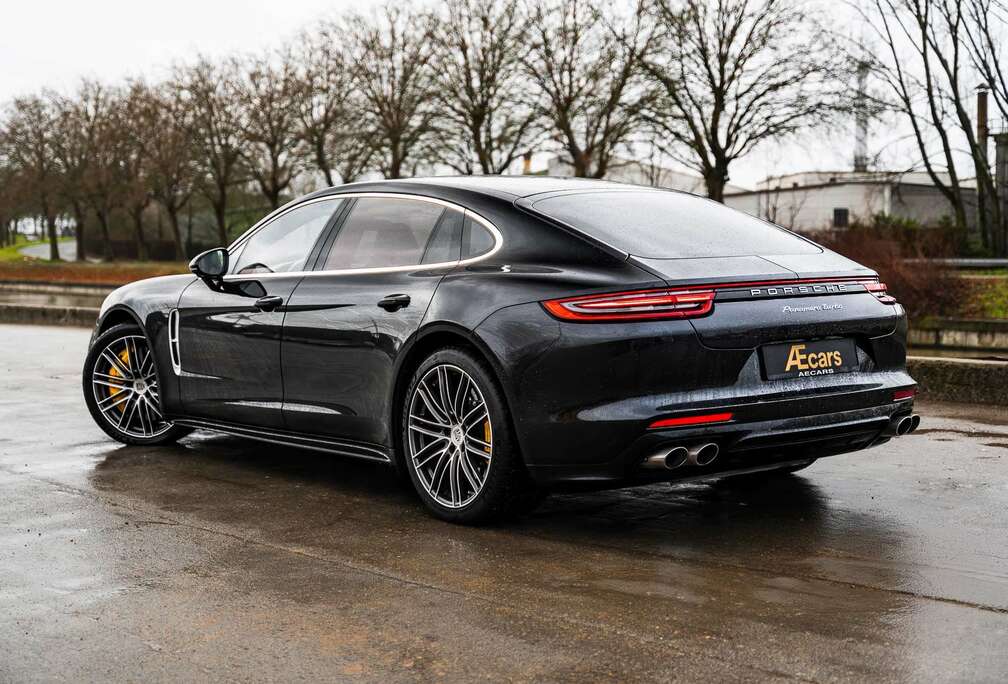 Porsche TURBO *** EXECUTIVE / V8 / PCCB / BURMESTER ***