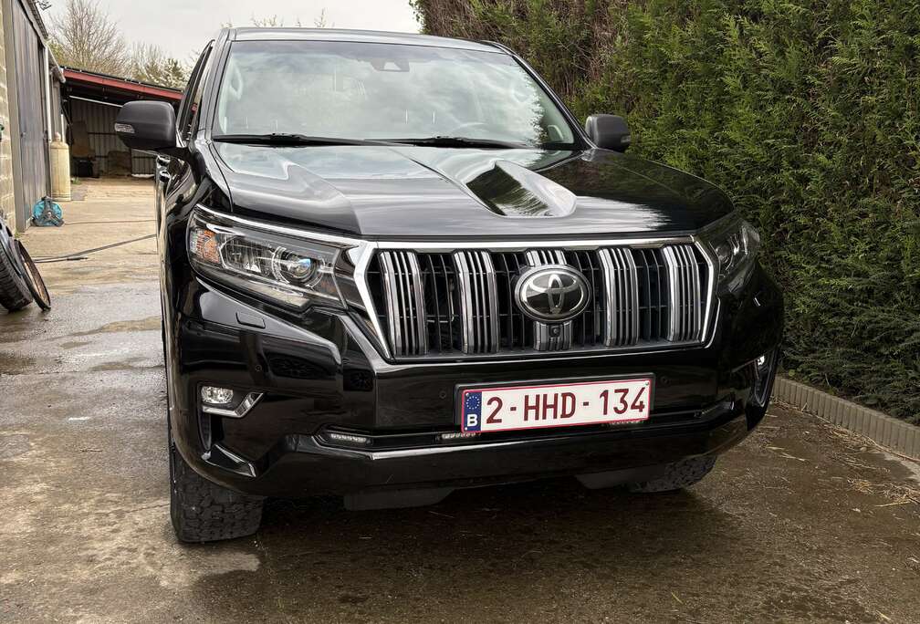 Toyota 2.8 D-4D Country A/T (EU6.2)