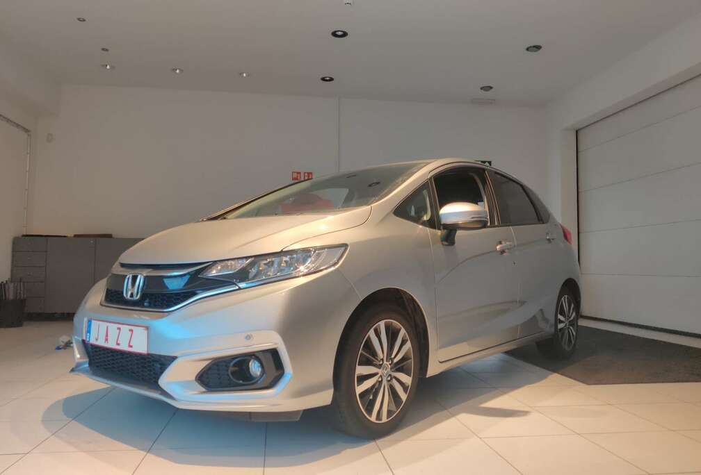Honda Jazz 1.3 i-VTEC CVT Elegance/ AUTOMAAT + TREKHAAK