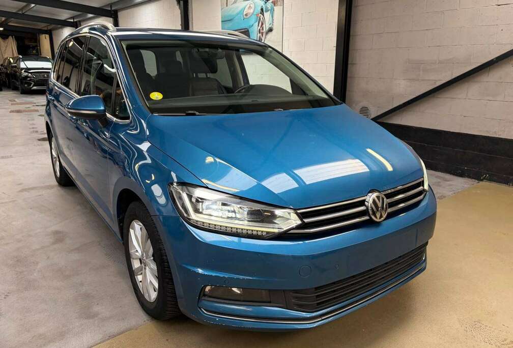 Volkswagen Touran 1.6 TDi Highline DSG