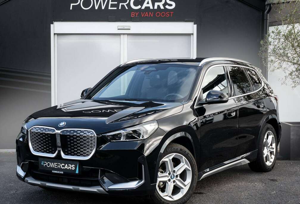 BMW eDrive20 xLine | Soh 99% | Camera | Keyless