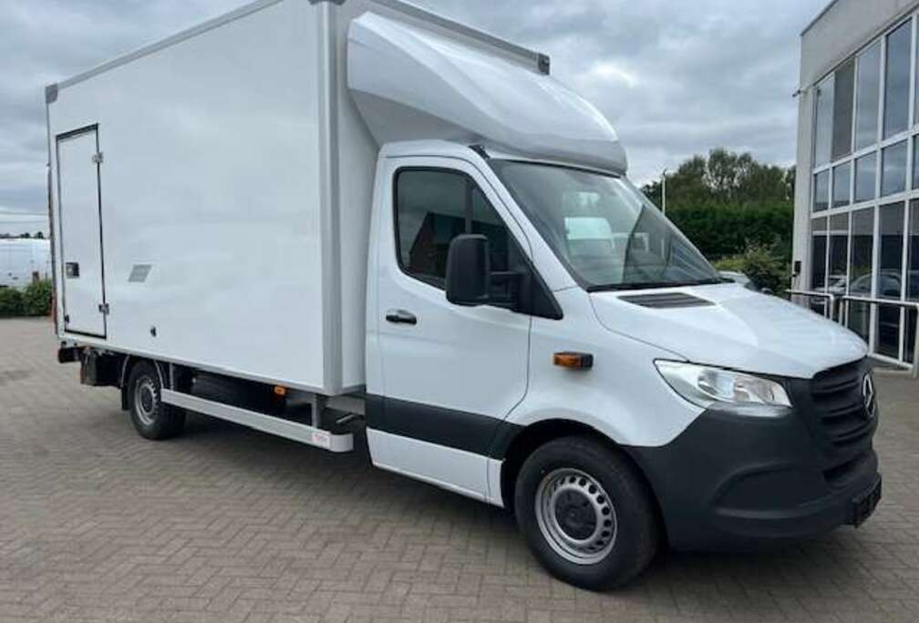 Mercedes-Benz 319 cdi NIEUW HOGE box+ lift € 53500 ex btw