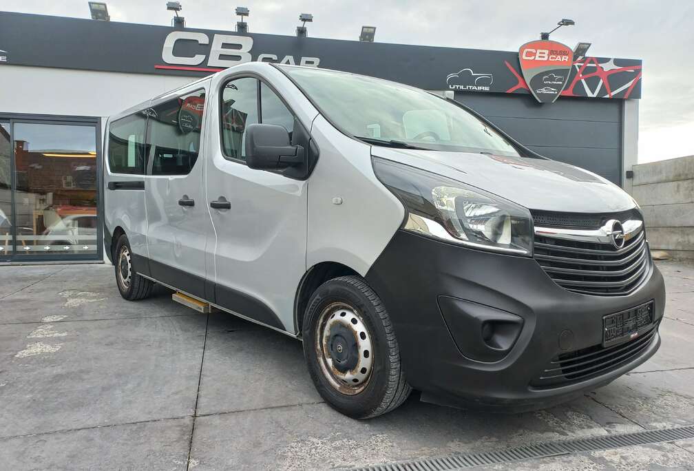 Opel Bi turbo 9 places