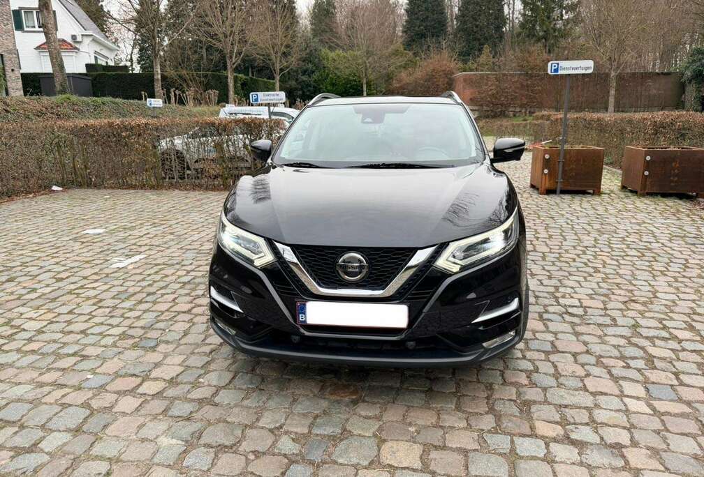 Nissan 1.3 DIG-T Tekna DCT