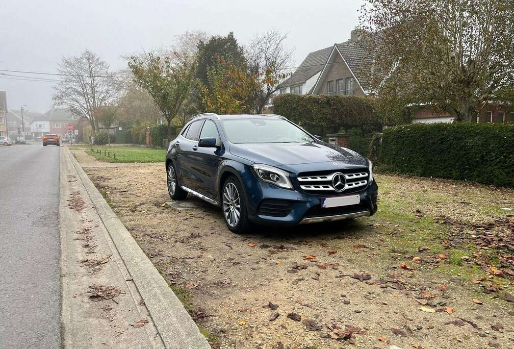 Mercedes-Benz GLA+180+UrbanStyle+Edition